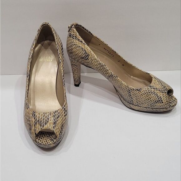 Stuart Weitzman peep toe heels size 7 - Picture 1 of 9